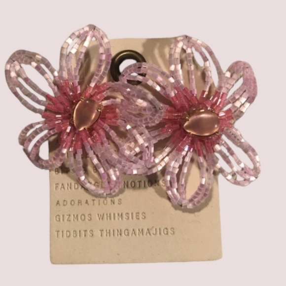 Anthropologie Small Beaded Post Earrings in Pink - Picture 3 of 5